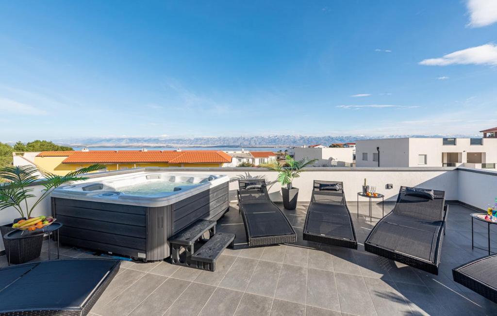 Luxurioeses Penthouse Welle Mit Whirlpool, Grill Und Meerblick Vir Εξωτερικό φωτογραφία