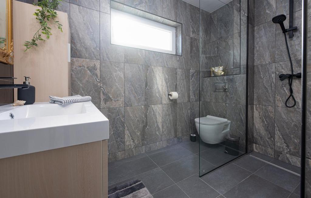 Luxurioeses Penthouse Welle Mit Whirlpool, Grill Und Meerblick Vir Εξωτερικό φωτογραφία