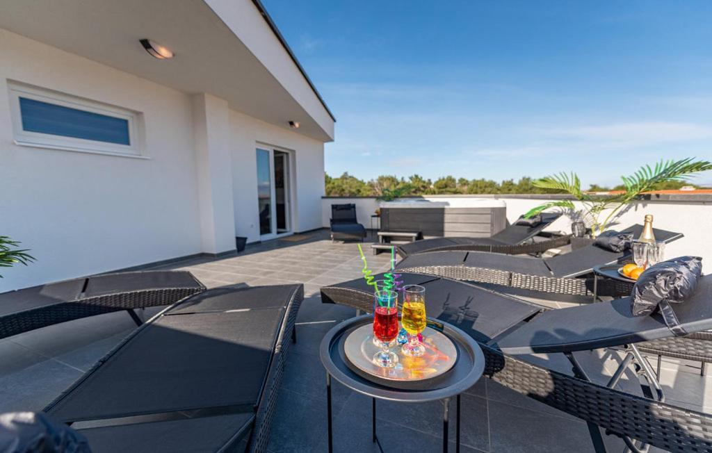 Luxurioeses Penthouse Welle Mit Whirlpool, Grill Und Meerblick Vir Εξωτερικό φωτογραφία